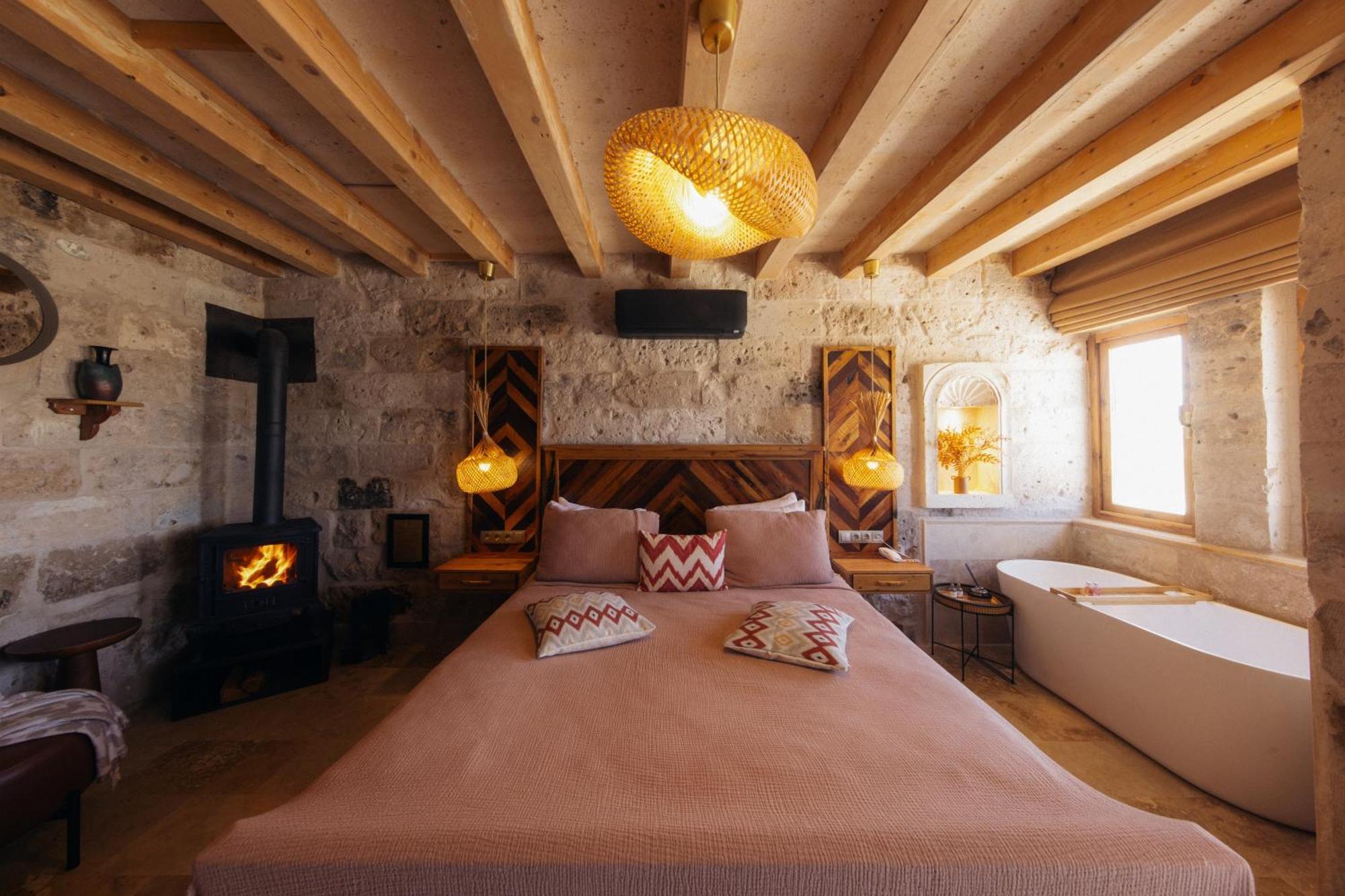Azure Cave Suites - Cappadocia Гореме Экстерьер фото