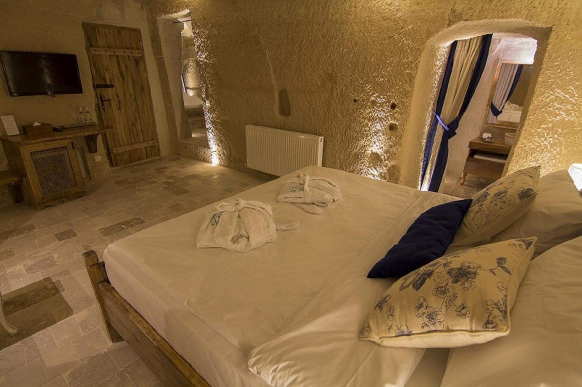 Azure Cave Suites - Cappadocia Гореме Экстерьер фото