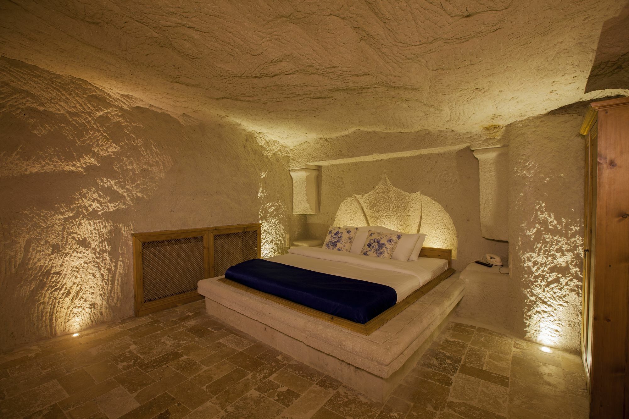 Azure Cave Suites - Cappadocia Гореме Экстерьер фото